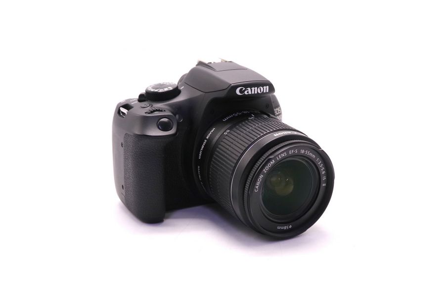 Canon EOS 1300D kit (пробег 1720 кадров)