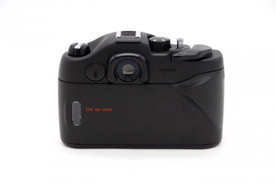 Плёночный зеркальный фотоаппарат Зенит 412 LS kit