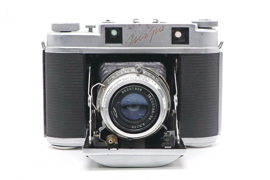 Искра (СССР, 1961г) советская дальномерная камера