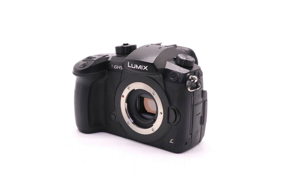 Panasonic Lumix GH5 body (пробег 8165 кадров)