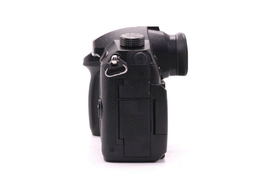 Panasonic Lumix GH5 body (пробег 8165 кадров)
