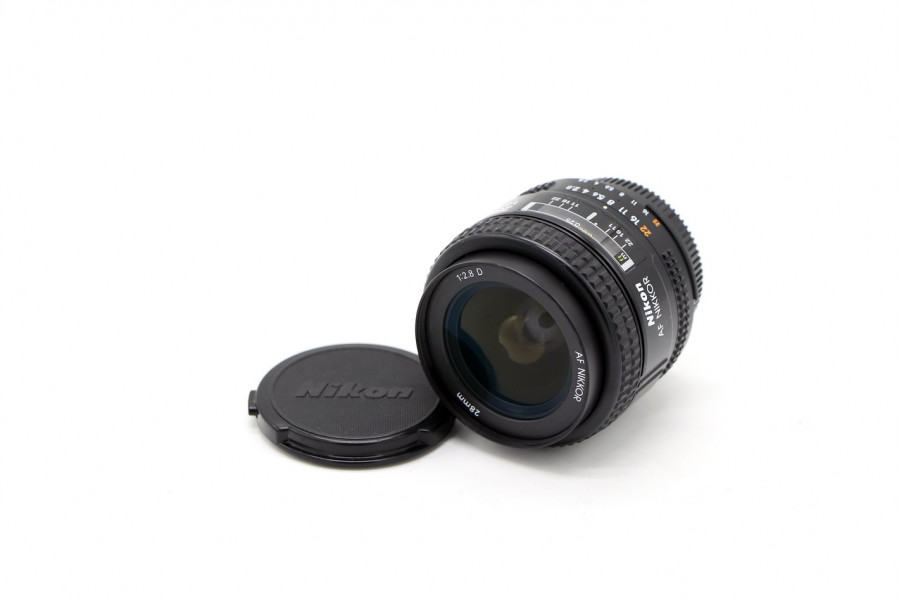 Широкоугольный объектив Nikon 28mm/2.8D AF Nikkor
