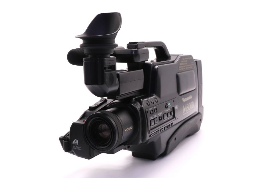 Видеокамера Panasonic NV-M3000