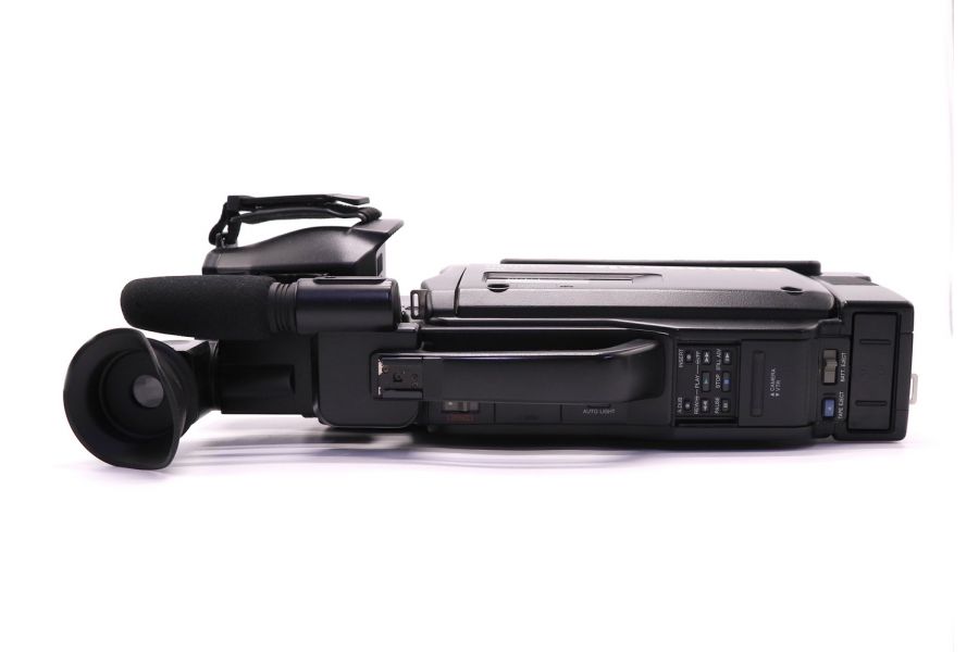 Видеокамера Panasonic NV-M3000