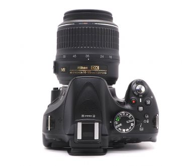 Nikon D5200 kit в упаковке (пробег 1800 кадров)