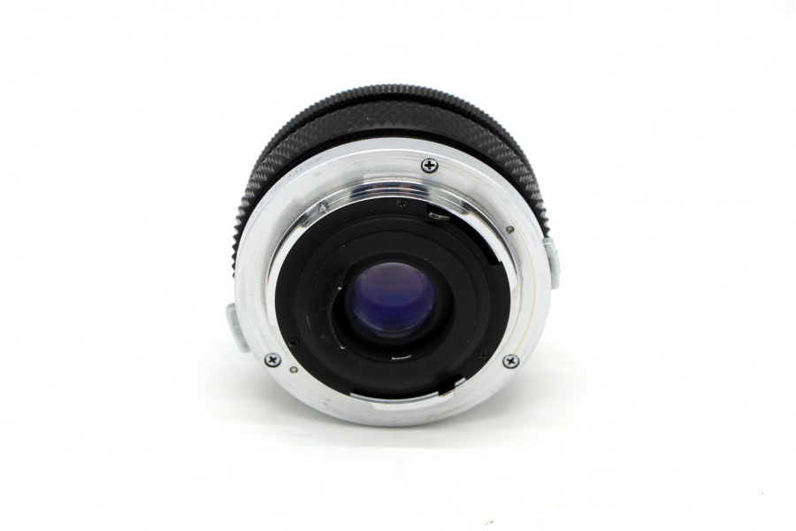 Объектив Olympus OM-System H.Zuiko Auto-W 24mm f/2.8