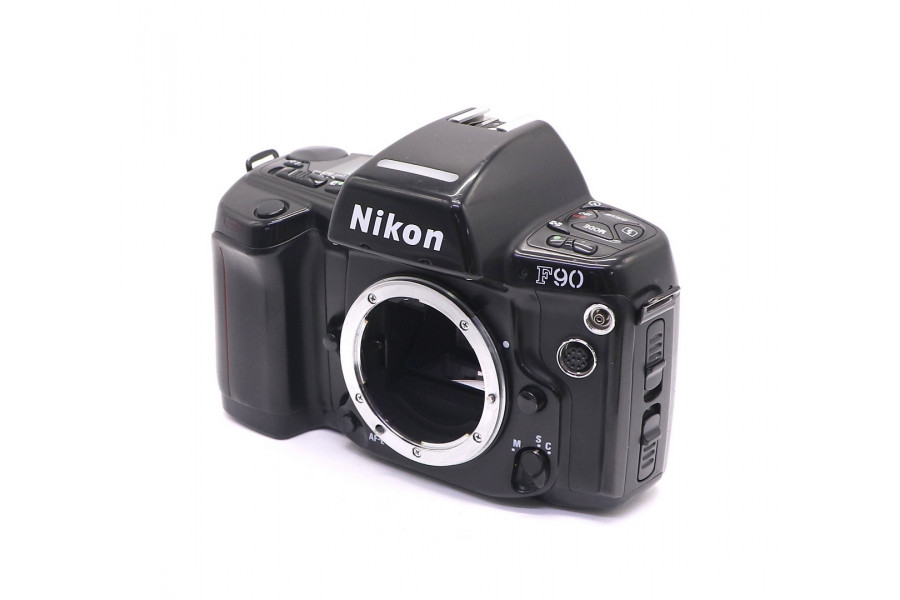Однообъективная зеркальная камера Nikon F90 body