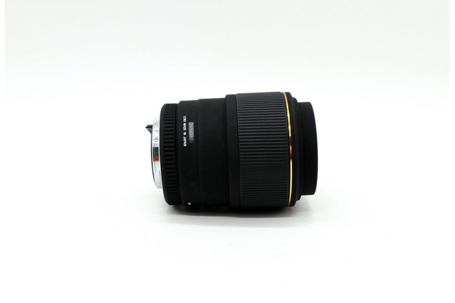 Sigma AF 105mm f/2.8 EX DG Macro Pentax K