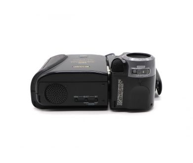 Видеокамера аналоговая Sharp VL-H400 Video 8