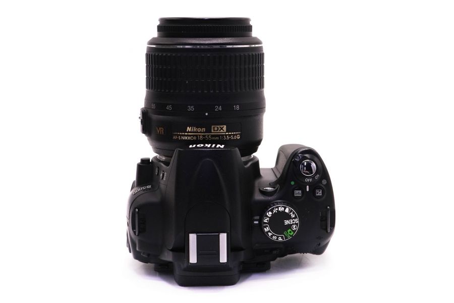 Фотоаппарат Nikon D5000 kit в упаковке (пробег 7110 кадров)