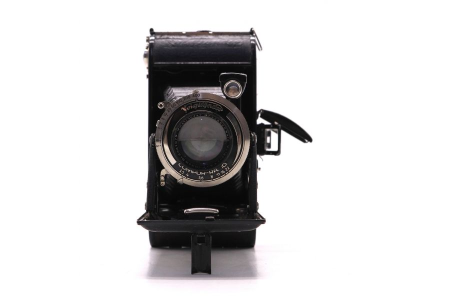 Voigtlander Bessa + Voigtar 3.5/105mm Compur Rapid