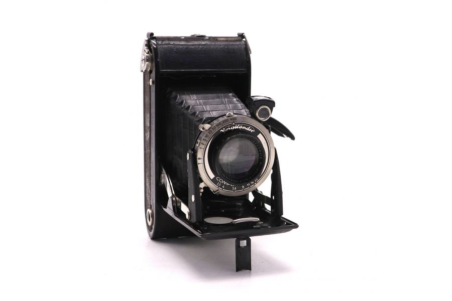 Voigtlander Bessa + Voigtar 3.5/105mm Compur Rapid