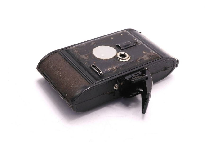 Voigtlander Bessa + Voigtar 3.5/105mm Compur Rapid