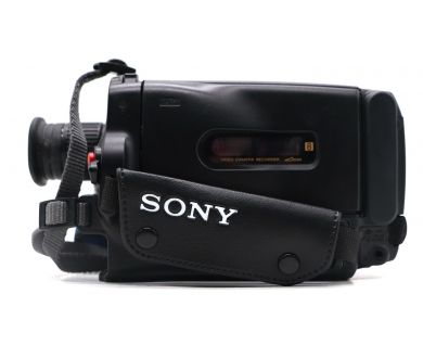Аналоговая видеокамера Sony CCD-TR330E Video8