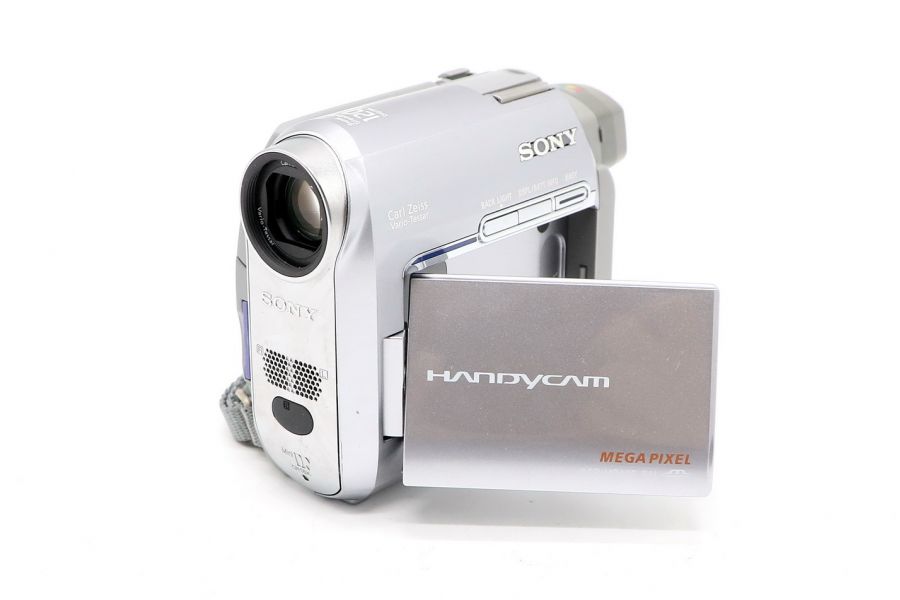 Видеокамера цифровая Sony DCR-HC40E формата MiniDV