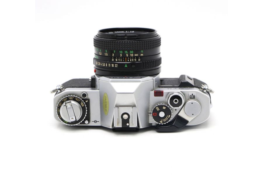 Плёночная зеркальная фотокамера Canon AV-1 kit