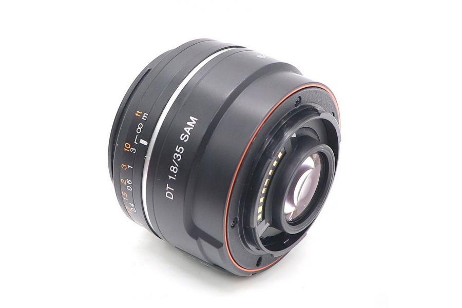 Объектив Sony DT 35mm f/1.8 SAM (SAL-35F18)