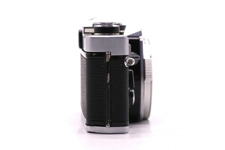 Зеркальный фотоаппарат Olympus OM-1 body