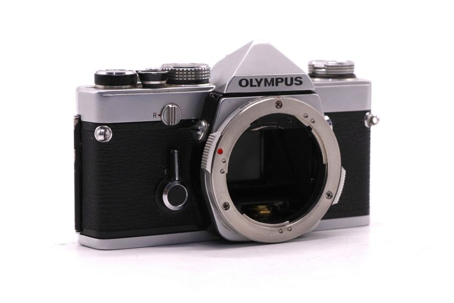 Зеркальный фотоаппарат Olympus OM-1 body
