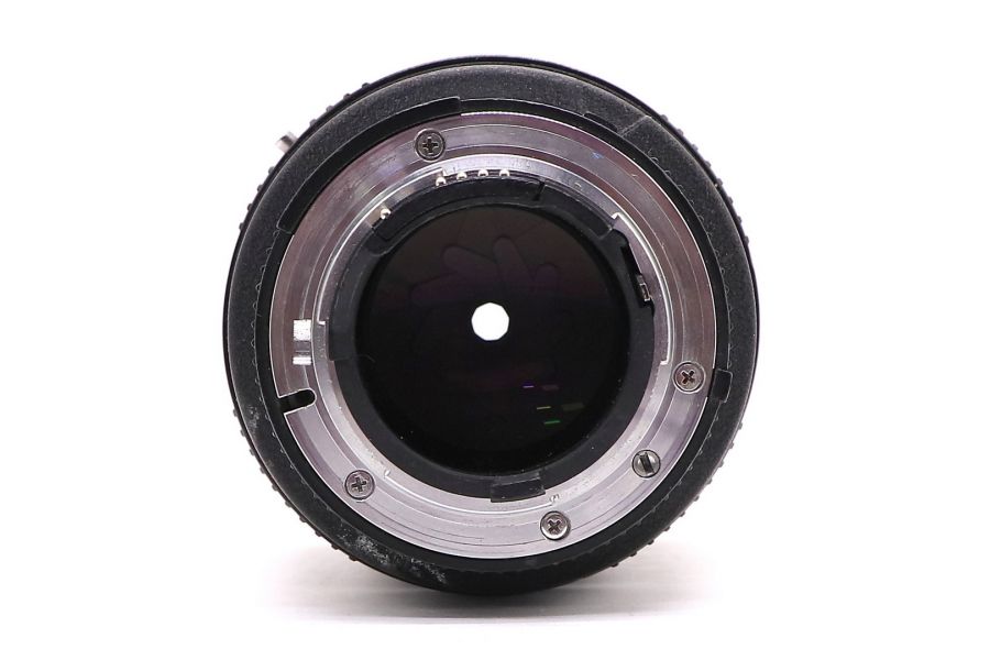 Телеобъектив Nikon 105mm f/2D AF DC-Nikkor (Japan)