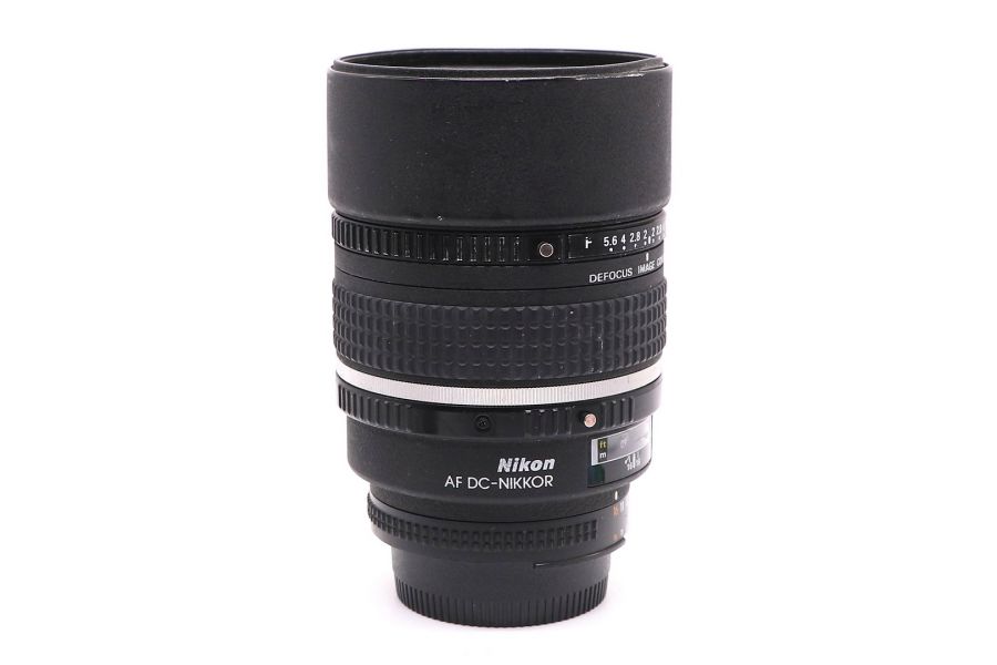 Телеобъектив Nikon 105mm f/2D AF DC-Nikkor (Japan)