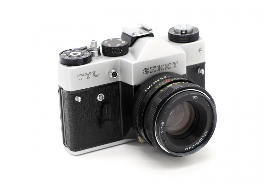 Фотоаппарат зеркальный Зенит ТТЛ silver kit