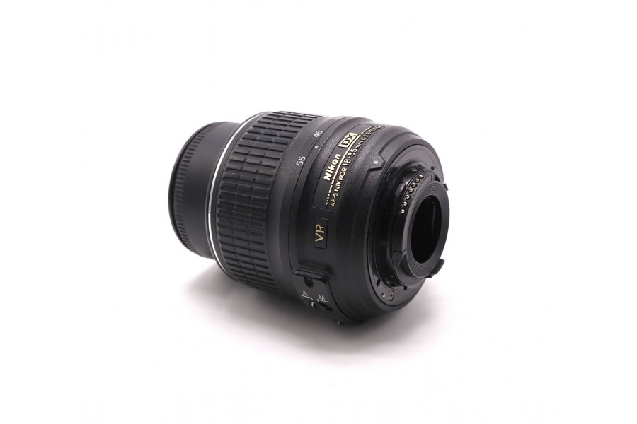 Nikon 18-55mm f/3.5-5.6G AF-S VR DX Nikkor