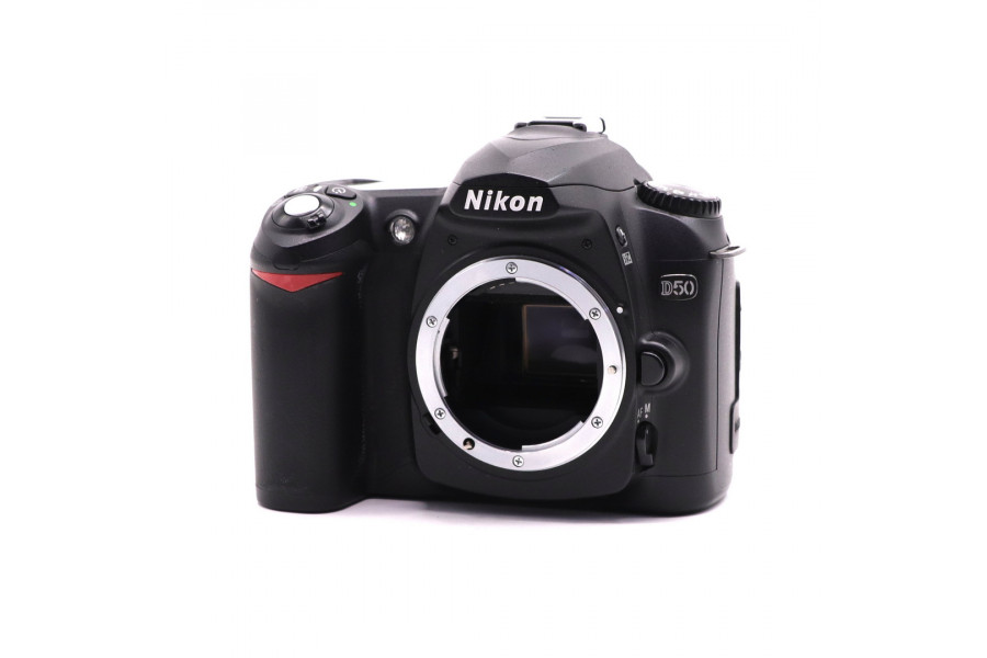 Камера Nikon D50 body (пробег 1600 кадров)