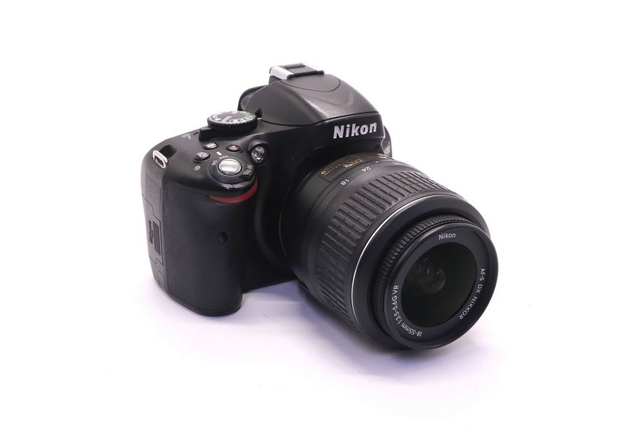 Nikon D5100 kit в упаковке (пробег 475 кадров)