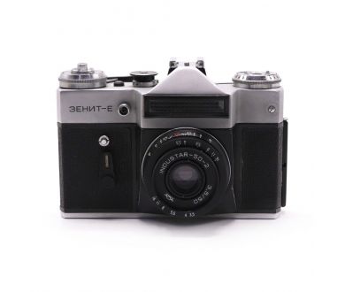 Фотоаппарат Зенит Е + Индустар 50-2 kit в упаковке