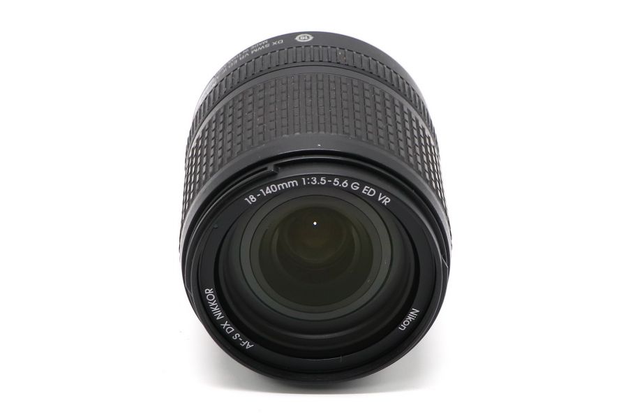 Nikon 18-140mm f/3.5-5.6G ED AF-S VR DX Zoom-Nikkor