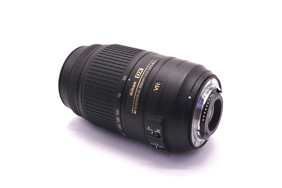 Объектив Nikon 55-300mm f/4.5-5.6G AF-S DX VR ED Zoom-Nikkor 