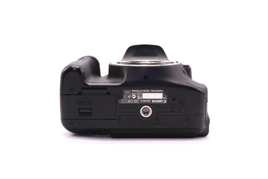 Canon EOS 600D body (пробег 23645 кадров)