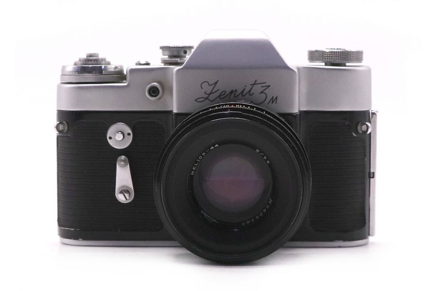 Фотоаппарат Зенит 3М + Гелиос-44 (СССР, 1965)