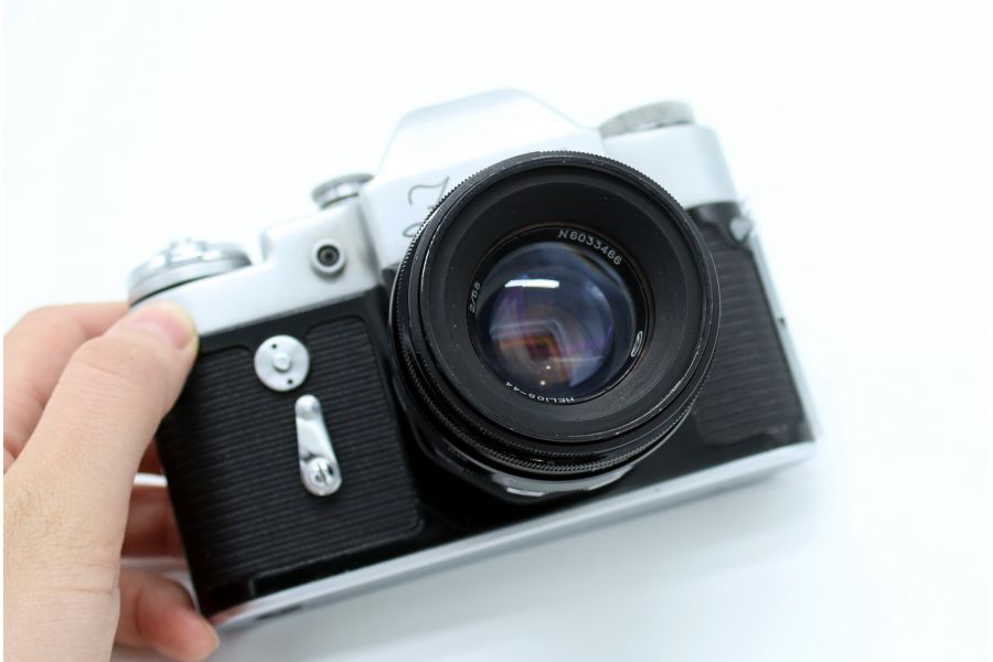 Камера Зенит 3М/Zenit 3M + Гелиос-44 (СССР, 1967)