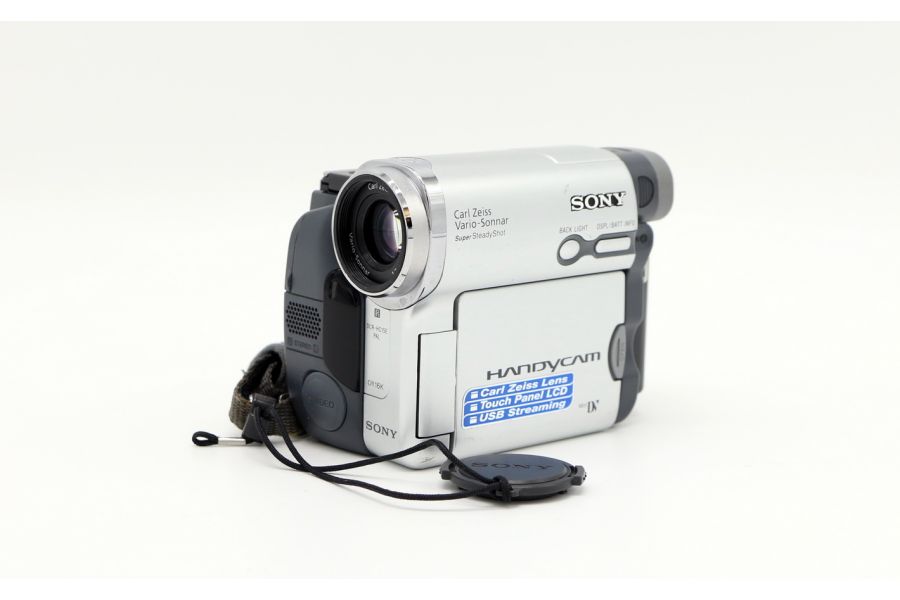 MiniDV формат видеокамера Sony DCR-HC15E