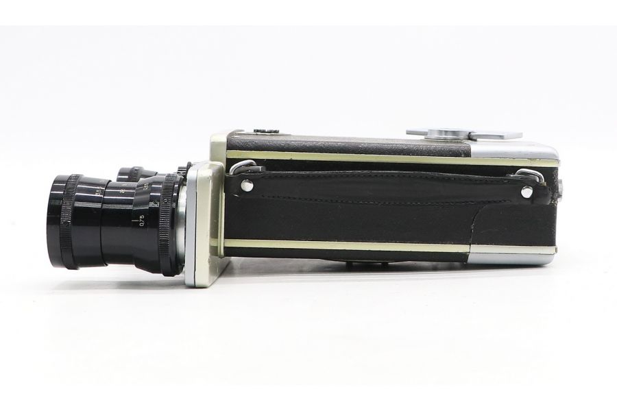 Кинокамера Киев 16С-3 узкоплёночный аппарат (СССР)