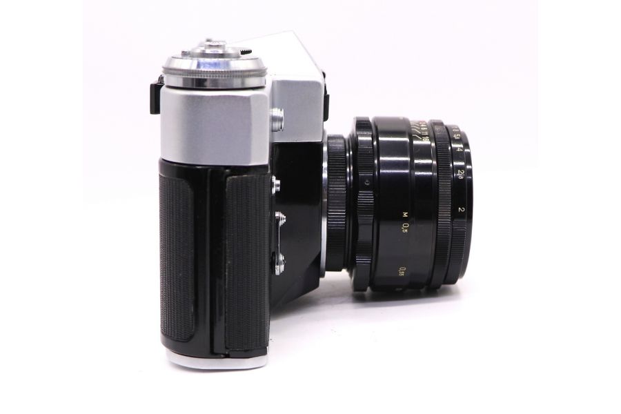 Советский плёночный фотоаппарат Зенит-Е kit