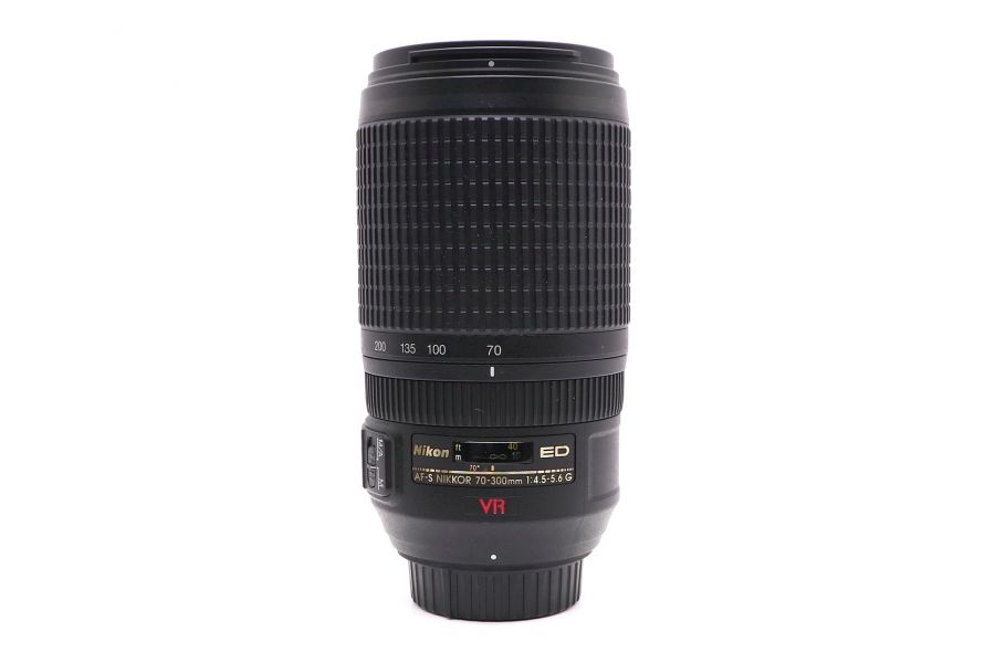 Объектив Nikon 70-300mm f/4.5-5.6G ED-IF AF-S VR Zoom-Nikkor