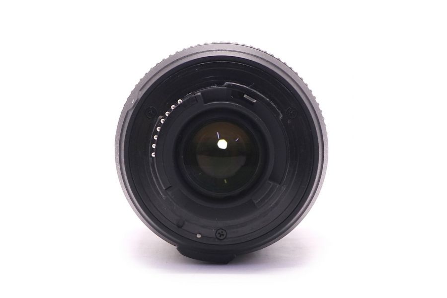 Nikon 18-135mm f/3.5-5.6G ED-IF AF-S DX Zoom-Nikkor, Thailand