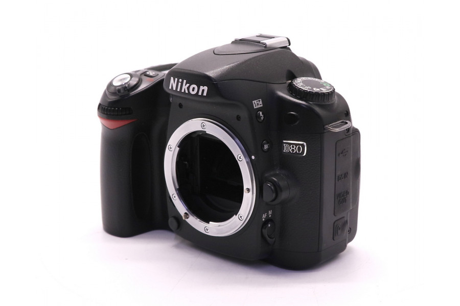 Nikon D80 body (пробег 9500 кадров)