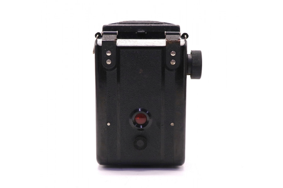 Среднеформатный советский фотоаппарат Любитель-2
