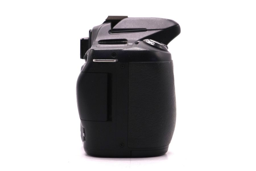 Pentax ist DL body (пробег 15605 кадров)