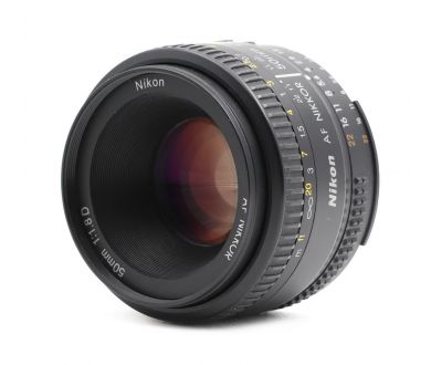 Объектив цифровой Nikon 50mm f/1.8D AF Nikkor