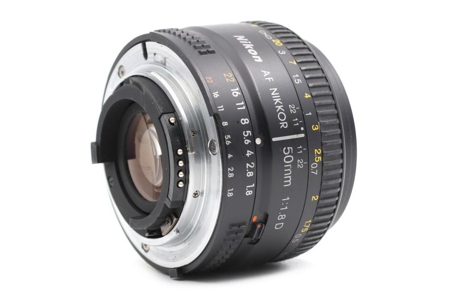Объектив цифровой Nikon 50mm f/1.8D AF Nikkor