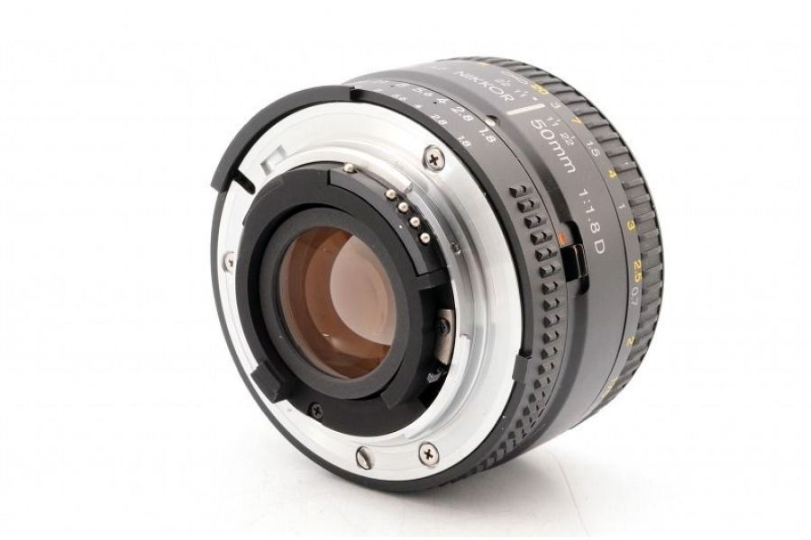 Объектив Nikon 50mm f/1.8D AF Nikkor (China, 2014)