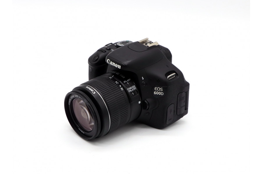 Камера Canon EOS 600D kit (пробег 8990 кадров)