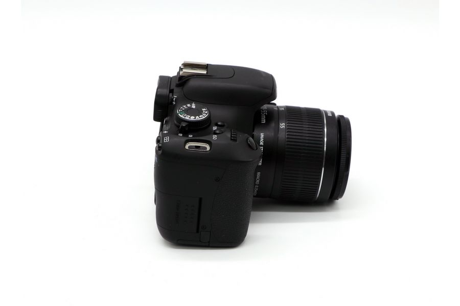 Камера Canon EOS 600D kit (пробег 8990 кадров)