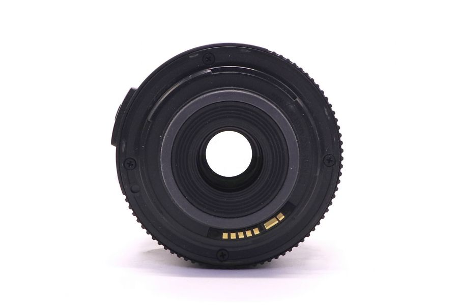 Canon EF-S 18-55mm 3.5-5.6 II стандартный объектив