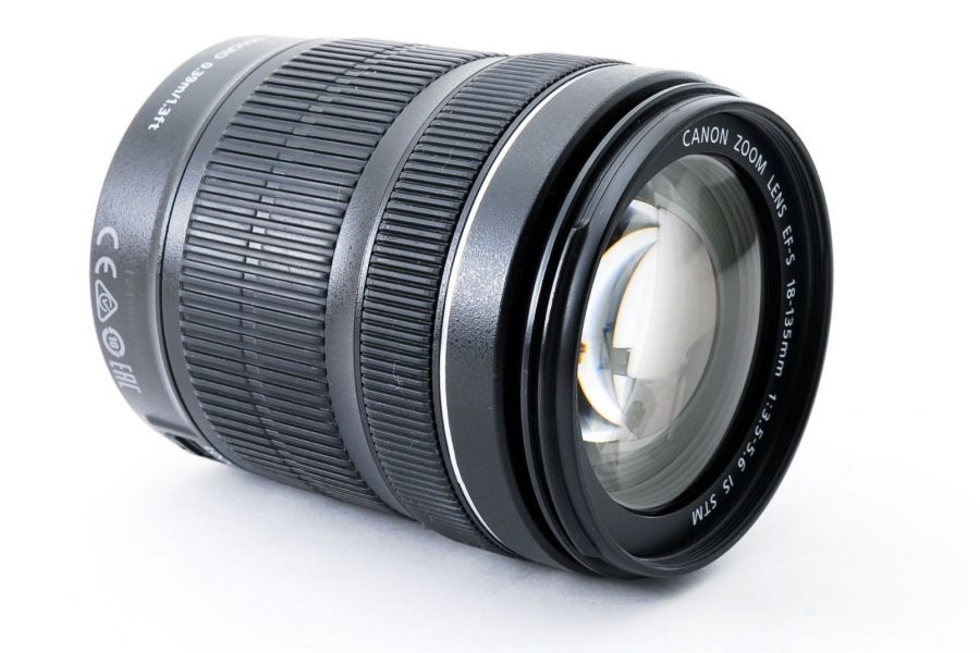 Зум-Объектив Canon EF-S 18-135mm 3.5-5.6 IS STM